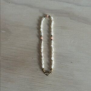 Elegant Pearl and Pink Bead Bracelet